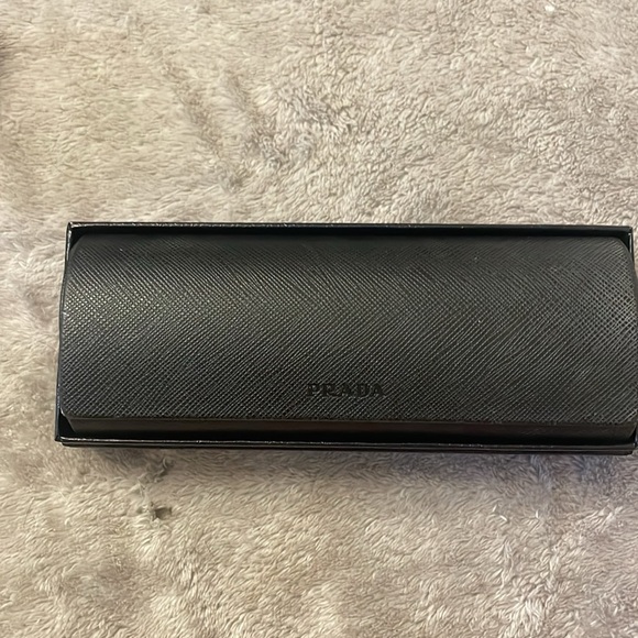 Prada Sunglasses - Prada SPR 03R in Black Case and Box - Picture 6 of 7
